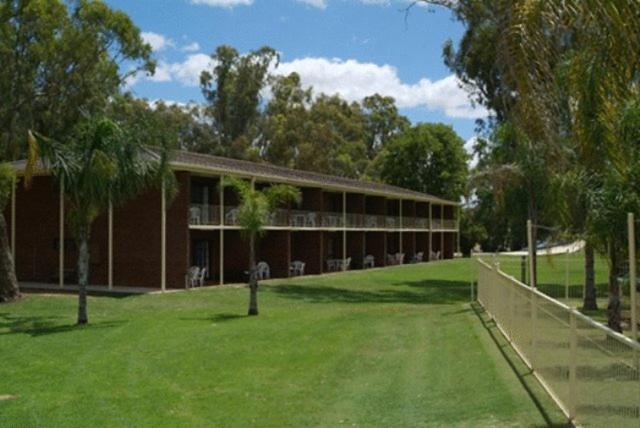 Tocumwal Golf Resort Eksteriør bilde